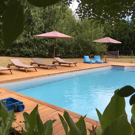 Les Grands Bois Et Thezac (Charente-Maritime)